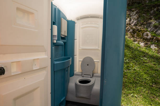 Types of Portable Toilets We Offer in Muscle Shoals, AL